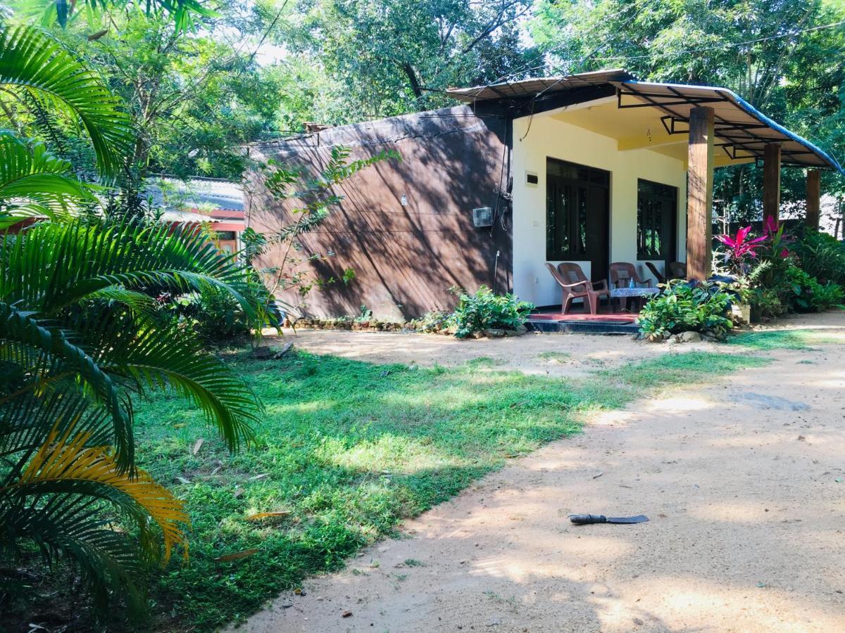 Appartamento Gimansa Rest Sigiriya Esterno foto